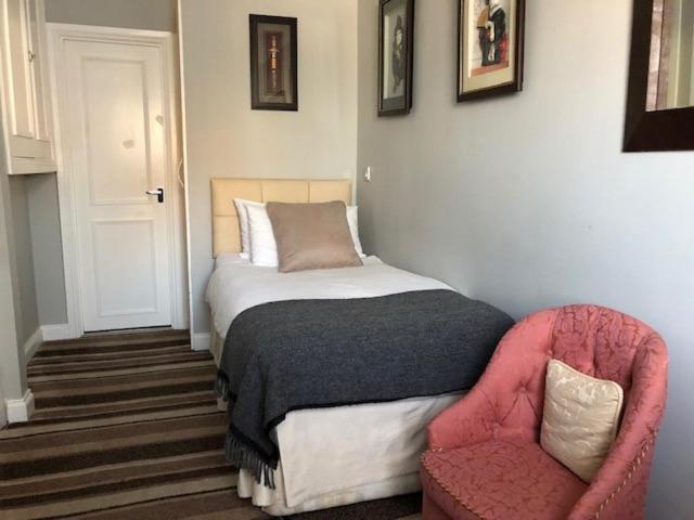 Elizabeth House Hotel 브랙넬 외부 사진